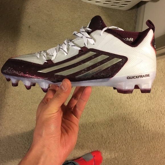 adidas football cleats maroon